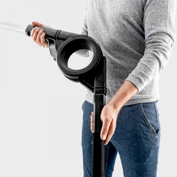 Impugnatura ergonomica della Lancia Telescopica Kärcher per un utilizzo confortevole