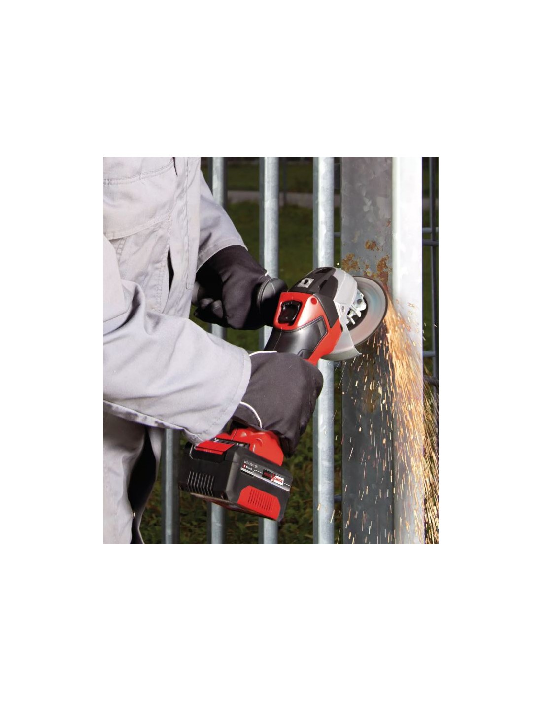 Smerigliatrice frullino EINHELL TC-AG 18/115 Li con una Batteria da 4 Ah 18V disco 115 mm Smerigliatrice frullino EINHELL TC-AG 18/115 Li con una Batteria da 4 Ah 18V disco 115 mm